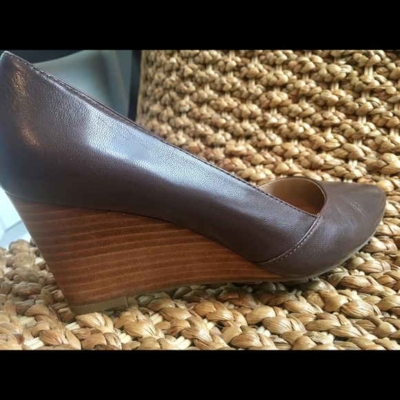 Franco Sarto | Shoes | Like New Franco Sarto Frankie Wedge Pumps | Poshmark